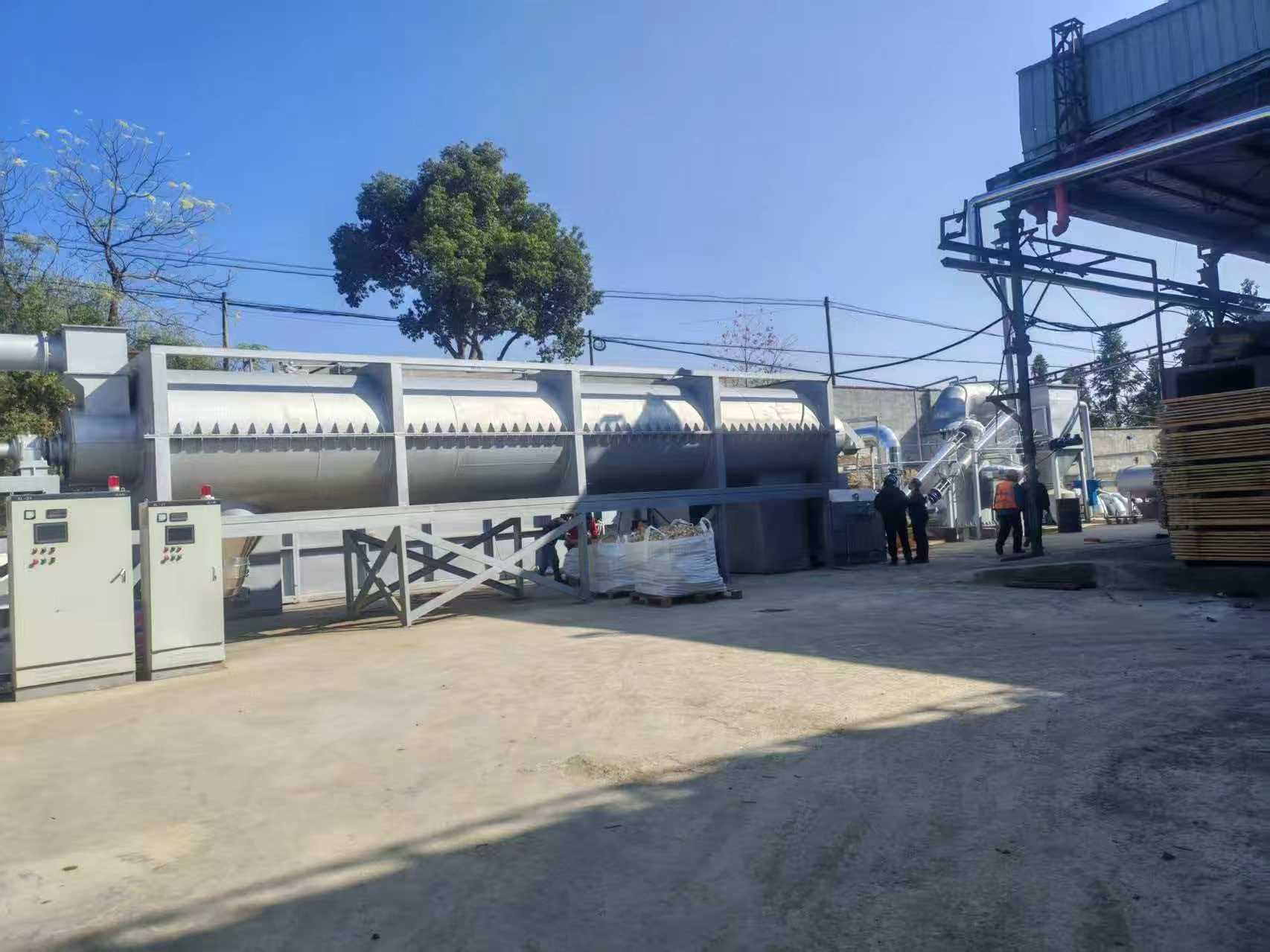 Pyrolyseur industriel / Industrial pyrolyzer
